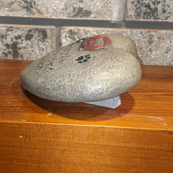 Dog memorial stone!. - Picture 6 of 6